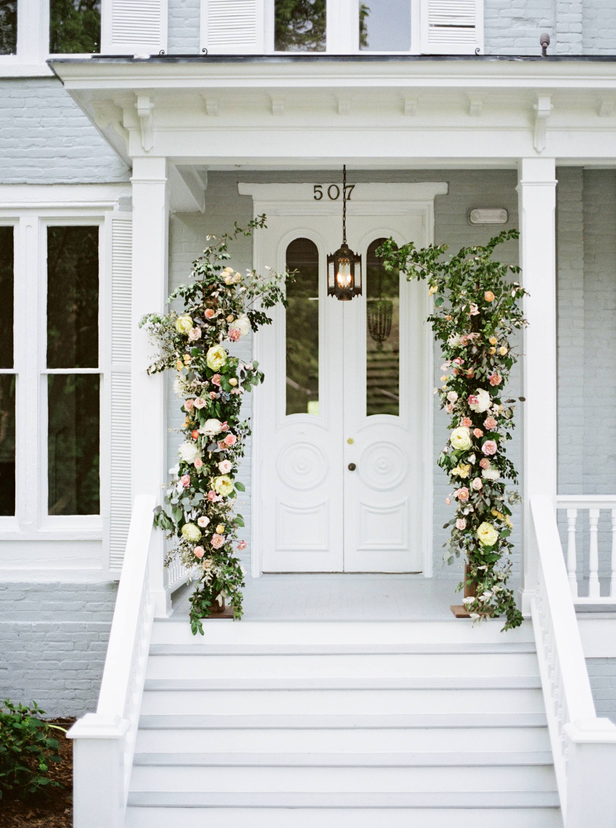 In-House Florist at Greensboro, NC Venue the McAlister-Leftwich House