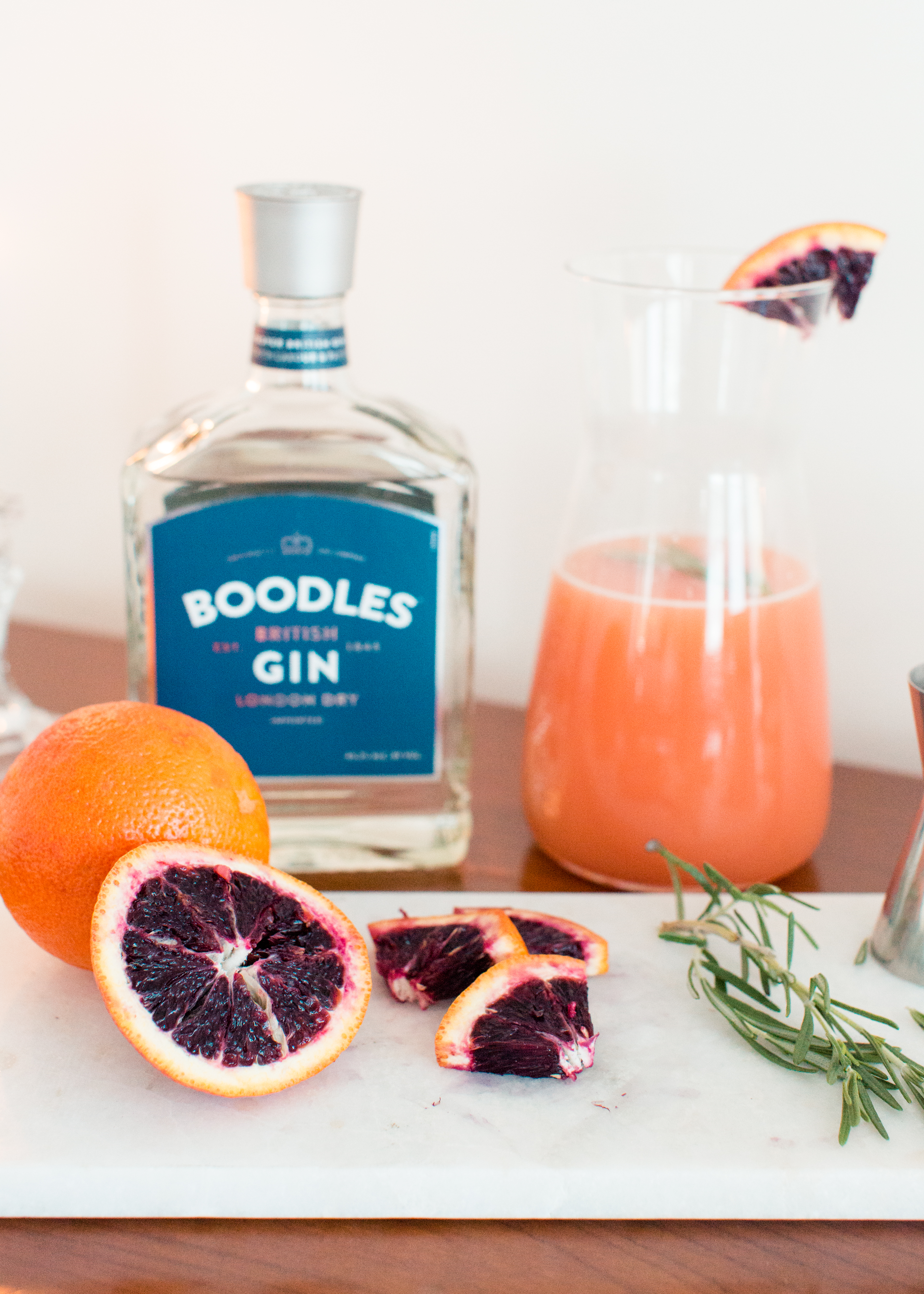 How to create a gin and grapefruit cocktail for your next event! McAlister-Leftwich House Blog