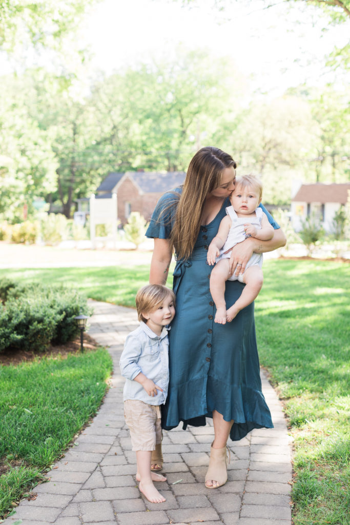 What to Wear to Your Family Portrait Session - Showit Starter Blog